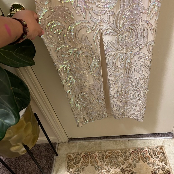 Vintage sequined beaded dress. 100%silk. This could be your wedding dress. - Picture 5 of 5